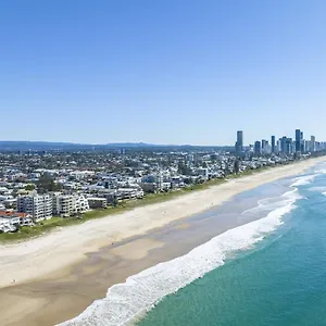 Foreshore Beachfront Aparthotel Gold Coast